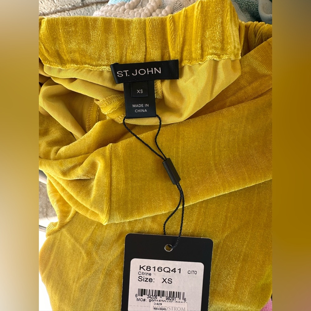 St. John Crushed Velvet Pants Citrine Size XS - Picture 10 of 10
